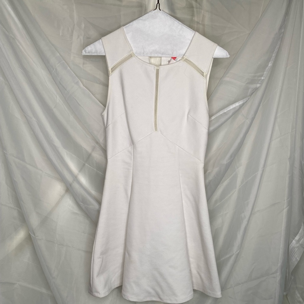 Eight Sixty White Dress Mesh Detailing Fit & Flare Thick Material XS